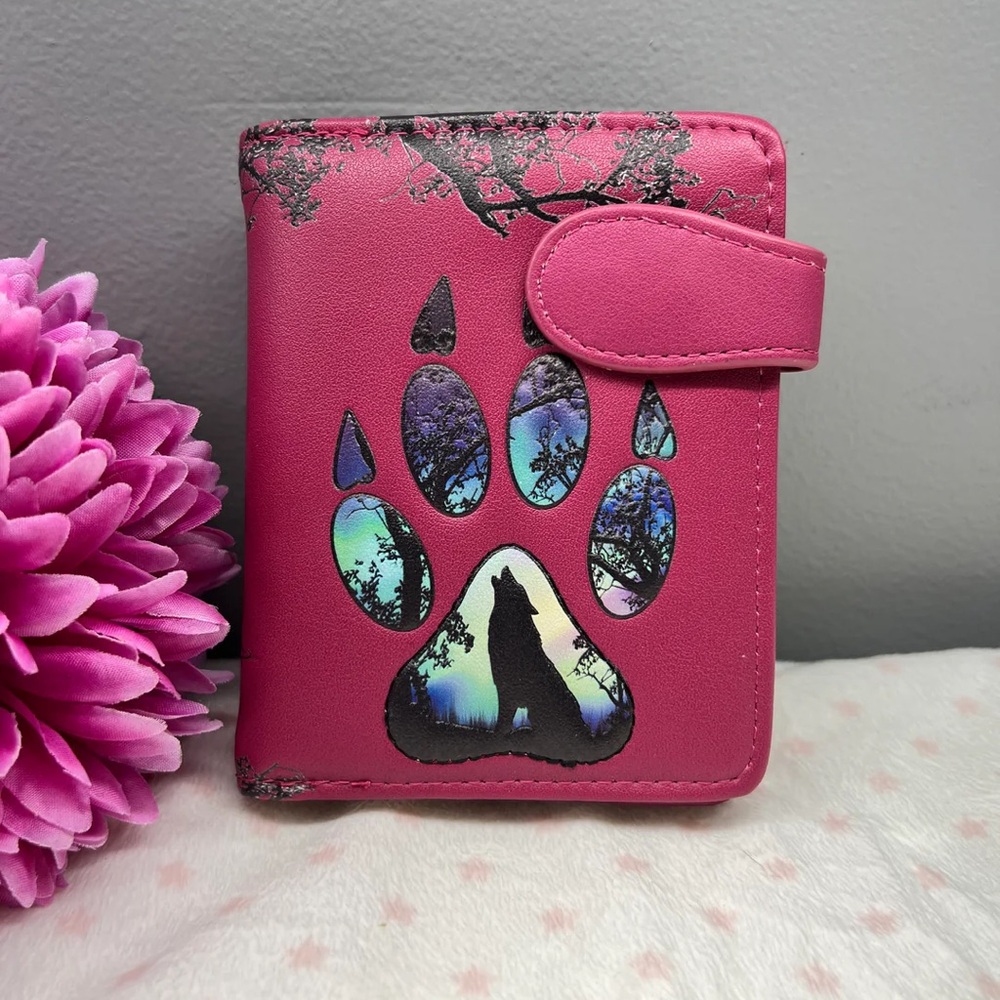 Woman’s Wallet Small : Wolf Paw Fuchsia